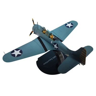 WWII 1:72 SBD Dauntless Dive Bomber Model Aircraft Collection With Display Stand - Image 1 of 4