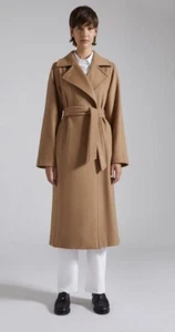 Authentic Max Mara Manuela Iconic Coat 100% Camel hair Color Camel Retail: $3450 - Picture 1 of 8