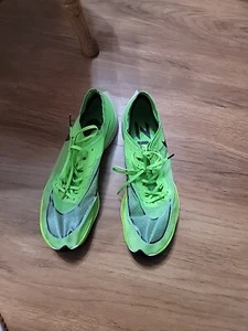 Nike ZoomX Vaporfly Next % Volt AO4568-300 Herren Größe 10,5 gebraucht ohne Karton - Bild 1 von 11