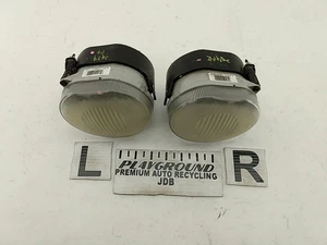 Jeep Liberty KJ Pair Of Front Fog Lamp Lights Bumper Mounted Fits 2002-2004 02 - Picture 1 of 12