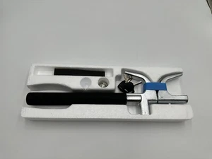 Universal Steering Wheel Lock Twin Hooks Anti Theft The Club Car Van Truck SUV - Picture 1 of 7