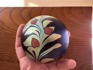 Correia Valentine's Hearts on Vine Paperweight Signed Numbered Swirl Glass - Picture 1 of 15