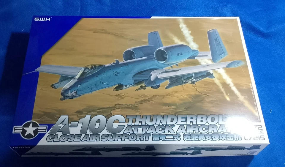 A-10 c THUNDERBOLT 1/72  GREAT WALL HOBBY - Immagine 1 di 1