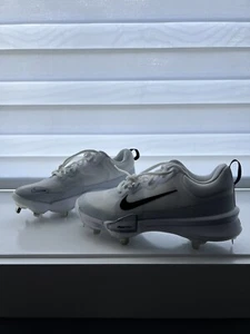 NIKE ZOOM FORCE TROUT 9 PRO BASEBALLSCHUH WEISS FB2907-100 HERREN GRÖSSE 8 NEU - Bild 1 von 7