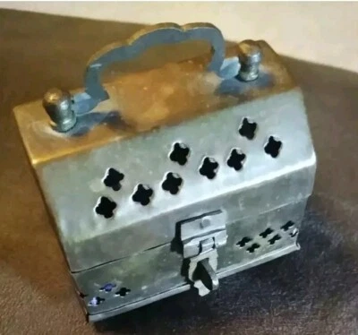 Vintage Brass Octagonal Trinket Potpourri Box Clasp Cricket Gold Foliage Ornate - Image 1 of 4