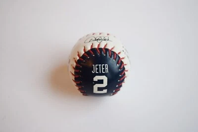 Derek Jeter 2004 New York Yankees Mini 1,5" redondo Steiner béisbol Foto 1 de 4