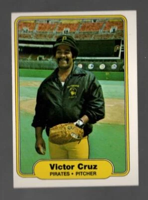 1982 Fleer Victor Cruz Pittsburgh Pirates #480 Near Mint or Better - Image 1 of 2