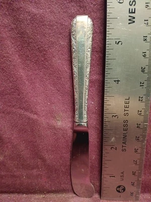 CUCHILLO ESPARCIDOR DE MANTEQUILLA HUECO A LUZ DE VELA TOWLE 5 3/4" sin monograma Foto 1 de 4