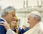 Photographie pape dédicacée Andrea Bocelli 11" x 14" ADN PSA COA