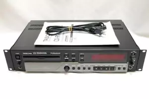 Tascam Registratore CD Professionale CD-RW900SL Colore Nero Accessori Inclusi - Foto 1 di 9