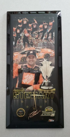 Nascar  Tony Stewart Home Depot Jebco Wood Clock Limited Edition 2005 Champion Cover