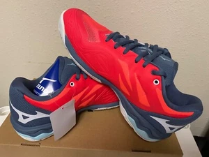 Mizuno Women's Wave Exceed Light AC Tennis Shoes in Coral/Grey - Picture 1 of 3