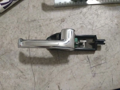 Jaguar XJ6 1995-97 VDP manija de puerta interior delantera o trasera derecha del lado del pasajero  Foto 1 de 4