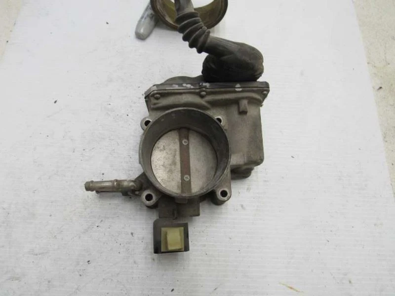 Conjunto de válvula do corpo do acelerador 2.7L 2009 Toyota HIGHLANDER 220300V010 FABRICANTE DE EQUIPAMENTO ORIGINAL - Imagem 1 de 4