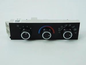 ✅ 2008-2015 Chevrolet Express GMC Savana Heater AC Temperature Control Unit OEM - Picture 1 of 4