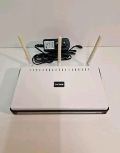 D-Link DIR-655 / 300Mbps WLan / 4-Port 1000Mbps LAN / Router HUB Switch mit USB - Afbeelding 1 van 6