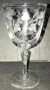 One (1) Libbey Glenmore Etched 7" Water or Wine Glass Stemware Floral Design - Picture 1 of 1