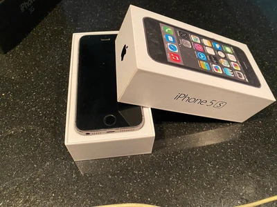 Apple iPhone 5S - 32 GB - Desbloqueado *BENEFICIOS CARIDAD* Foto 1 de 4