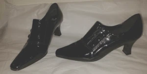 Nice Shiny Black HILLARD HANSON Glossy Size 8.5 M Heel Shooties Closed Shoes - Picture 1 of 11