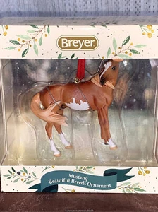 Breyer Model Horses 2020 Beautiful Breeds Sorrel Pinto Mustang - Picture 1 of 6