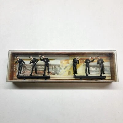 Figuras miniatura vintage de personal de locomotora Merten en cabina Foto 1 de 4