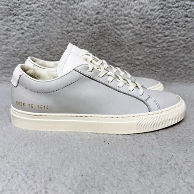 Mujer Por Common Projects Aquiles Bajo Mujer 36 EE. UU. 6 Tenis Zapatos Gris Claro Foto 1 de 4