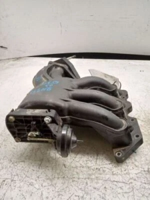 Lexus ES300 2002-2003 3.0L Upper Intake Manifold - Image 1 of 4