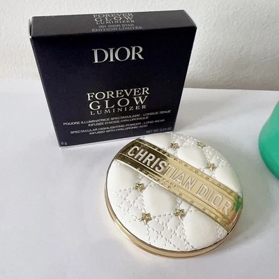 Dior Forever Glow Luminizer 001 Dior Star / Xmas 2025 Limited Edition  - Image 1 of 4