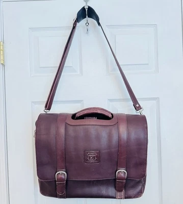 De Colección Geoffrey Beene Borgoña Maletín Bolso para Laptop Suave Mensajero Cuero Plateado Foto 1 de 4