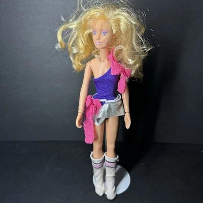 Muñeca Hasbro Jem and the Holograms Rock N Curl Jerrica 1986 de colección Foto 1 de 4