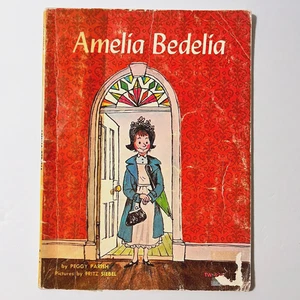 Amelia Bedelia By Peggy Parish - Vintage Scholastic Paperback Book - 1963 - Picture 1 of 10