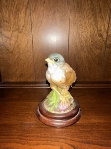 Gold Finch Bird by Andrea Sadek Japan #6350 w/ wood base - Picture 1 of 4