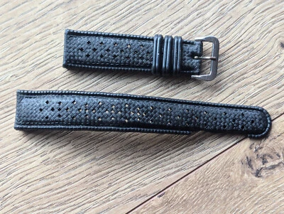 Vintage 1960/70's Fully Pliable 19 mm Black TROPIC Strap w/Flared Buckle,DAMAGED - Photo 1/4