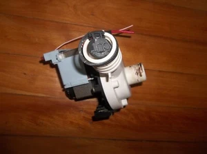 BOMBA DRENAJE LAVAVAJILLAS GE WD19X0059 DEL MODELO GSD4330Y73WW - Imagen 1 de 2