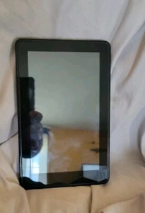 Kindle Fire DO1400 Broken For Parts Only - Picture 1 of 2