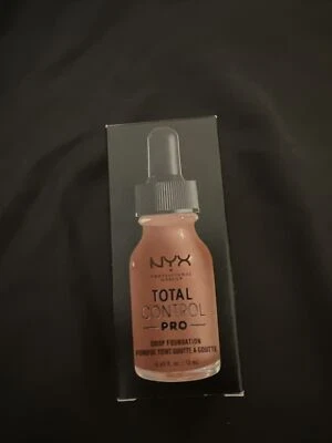 NYX PROFESSIONAL MAKEUP Total Control Pro Drop Foundation, 17.5 SIENNA NEW - Image 1 of 4
