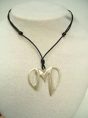 Pendente CUORE con INIZIALE " M " in Argento 925 - Ciondolo con girocollo - - Immagine 1 di 4