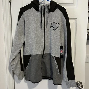 Tampa Bay Buccaneers Chaqueta Abrigo L Sudadera con Capucha Cremallera Completa Gris NFL Ropa NUEVO - Imagen 1 de 7