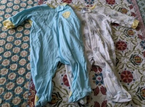 Lot Of 2 Gerber Zip Up Duckling Footie Pajamas Gender Neutral Size 0-3 Months - Picture 1 of 7
