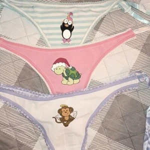 Bragas bragas M 3 pares pingüino mono tanga lazo lateral tiro bajo vintage aeropostale - Imagen 1 de 5