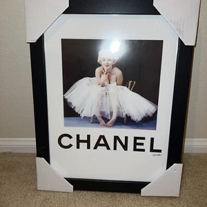 MARILYN MONROE Chanel FAIRCHILD PARIS FRAMED ART 18x14 - Picture 1 of 5