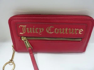 Juicy Couture Pebbled Lipstick Red Valentines Large Zip Around - Picture 1 of 8