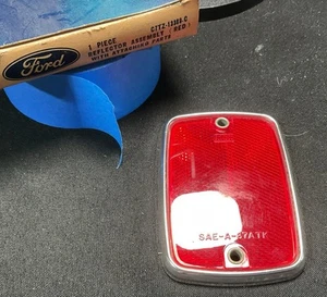 1967-75 Ford Truck/1967 Ford Bronco Rear Body Reflector-Red (RH or LH) NOS - Picture 1 of 3