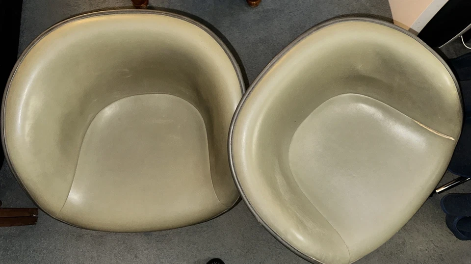 Par de sillones Eames Herman Miller vintage muebles modernos de mediados de siglo Foto 1 de 4