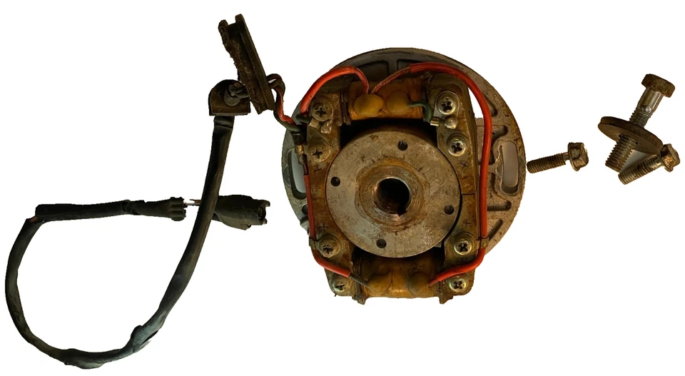 Honda CR125M Elsinore 1975 OEM Magneto y rotor 1974 HM360 Foto 1 de 4