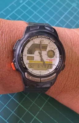 Iper Rare Vintage (1987) Casio AW-22 AKA Speed Memory 100 Watch Japan *Work LCD* - Immagine 1 di 4