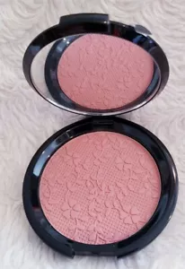 SIGNATURE CLUB A Jet Tech Wet Set Ultra Creamy Sheer Lace Blush Shade #2 MEDIUM - Picture 1 of 4