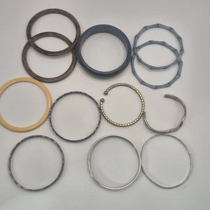 Lote de 12 pulseras plus. Estilos y materiales surtidos - Imagen 1 de 2