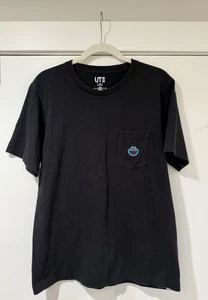 Uniqlo UT Kaws Sesame Street Tee Shirt Mens Medium Black Cookie Monster Pocket - Picture 1 of 7