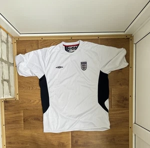 Camiseta de entrenamiento vintage del equipo de Inglaterra camiseta de fútbol azul Umbro para hombre XL - Imagen 1 de 11